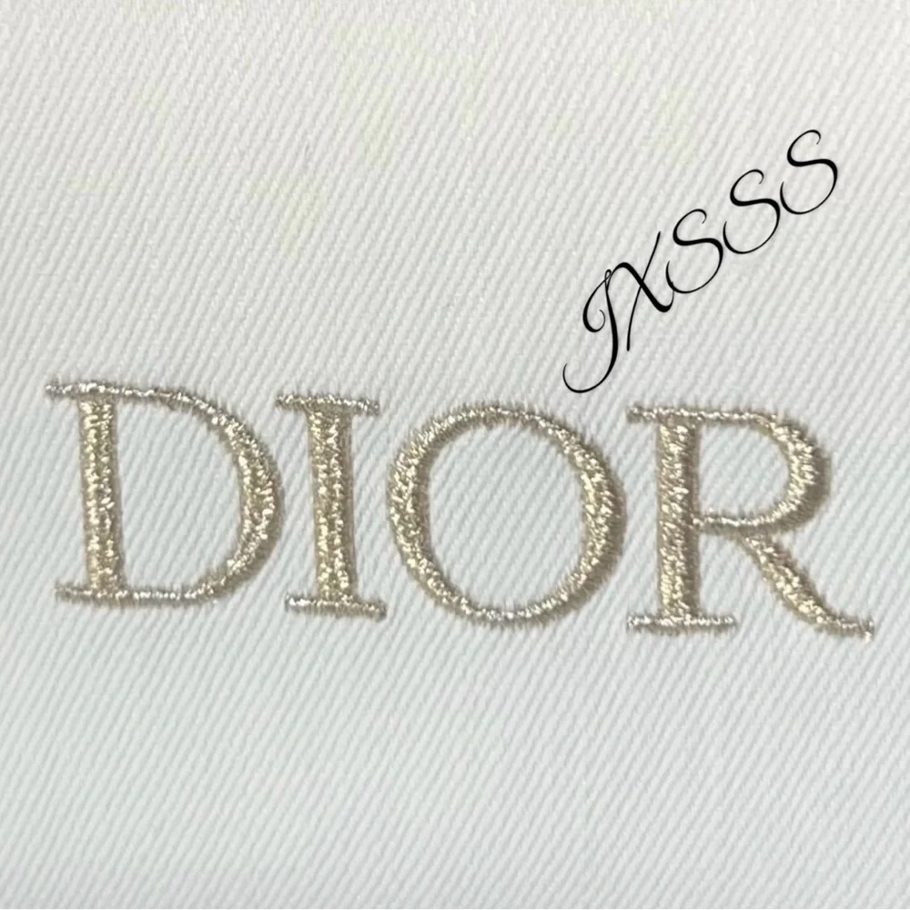 White-Gold Dior Beauty *VIP EXLUSIVE* Cosmetic-Makeup Bag